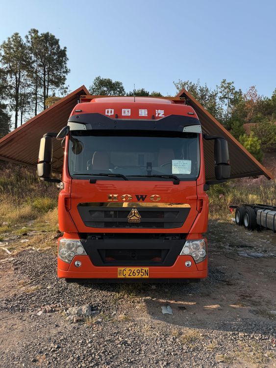 中国重汽 豪沃TS7 290马力 精品车 年 图片1