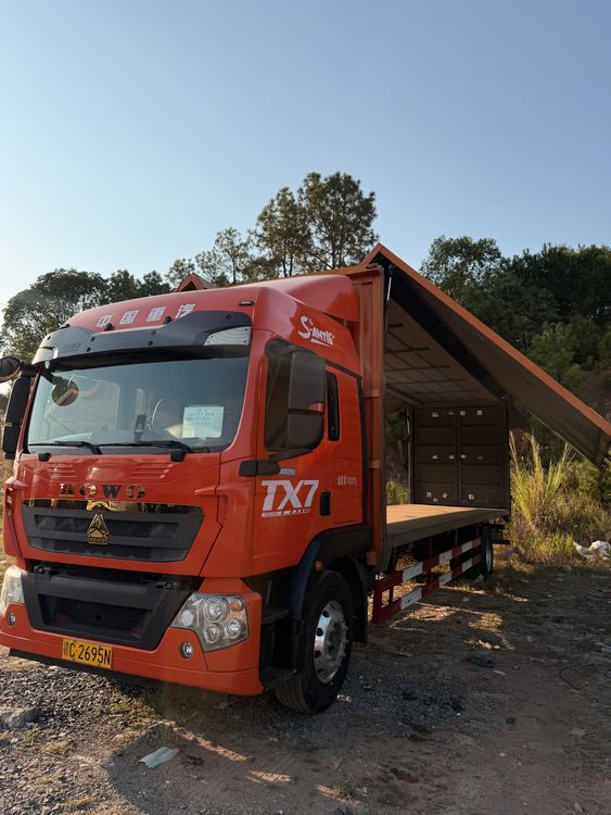 中国重汽 豪沃TS7 290马力 精品车 年 图片3