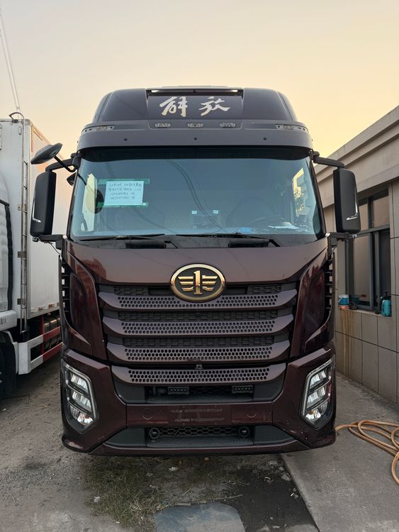 一汽解放 J6G 320马力 精品车 年 图片1