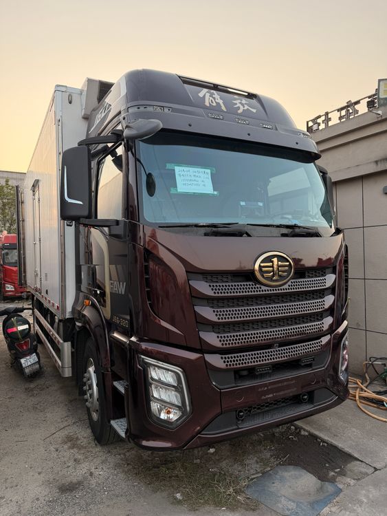 一汽解放 J6G 320马力 精品车 年 图片2